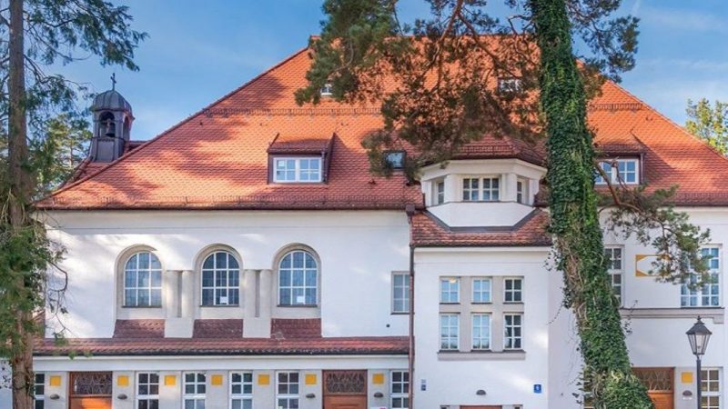 Das Team vom Kleinen Theater Haar bleibt standhaft!