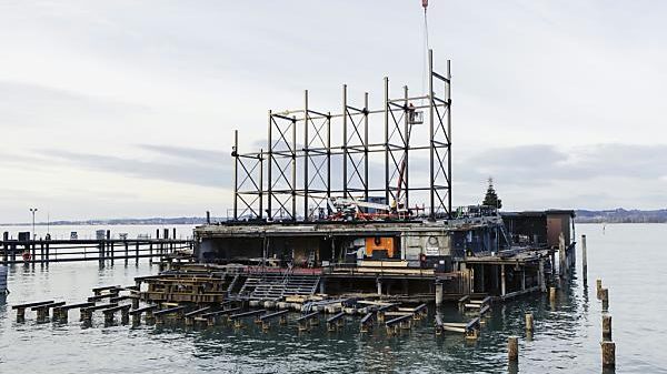 Bregenzer Festspiele arbeiten trotz Kälte an See-Bühnenbild