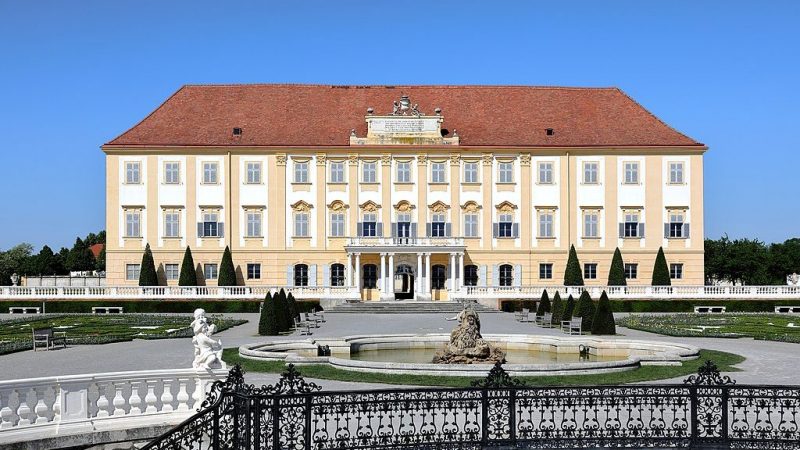 Schloss Hof und Schloss Niederweiden: Ein Sommer voller Kultur, Genuss und Natur