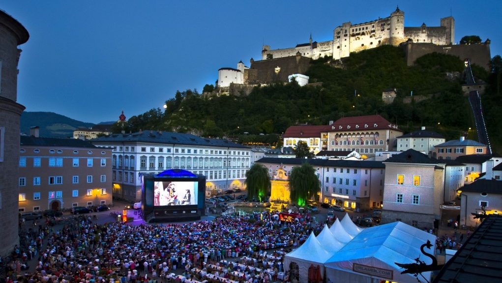 Siemens Fest>Spiel>Nächte starten in einen neuen Sommer