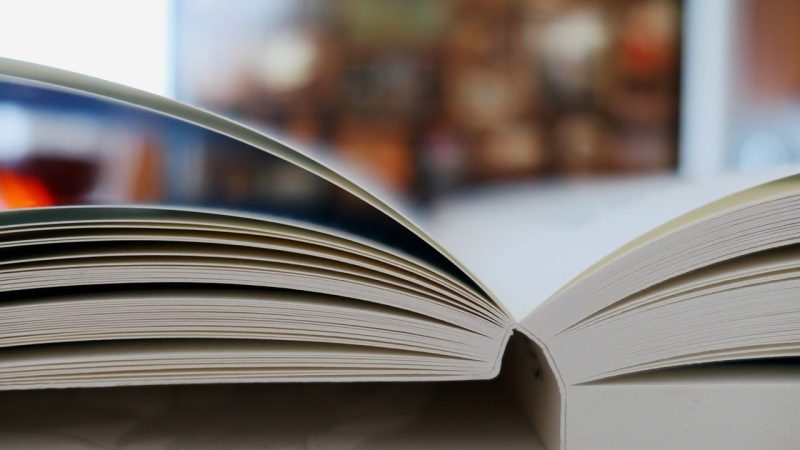 Tausende Bücher werden wegen möglicher Arsenbelastung überprüft