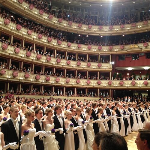 Der Wiener Opernball: Ein  kulturelles Ereignis ?