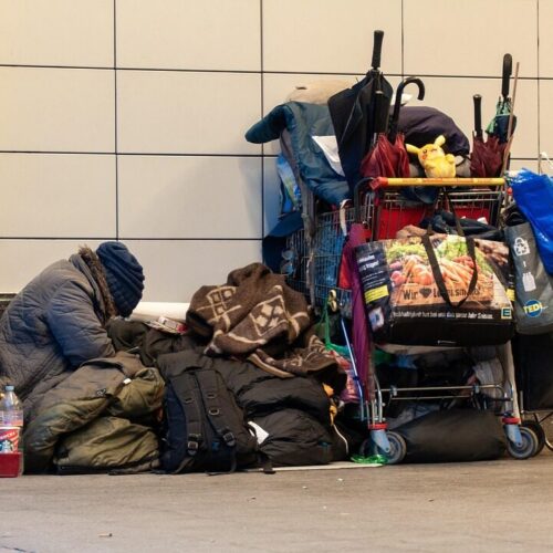 Lebensretter in der Kälte: Wie Lippstadt, Lüdenscheid und Bielefeld Obdachlose schützen
