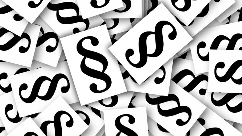 Plattformregulierung & Algorithmen: Wie Europa die Kontrolle über digitale Netzwerke verschärft